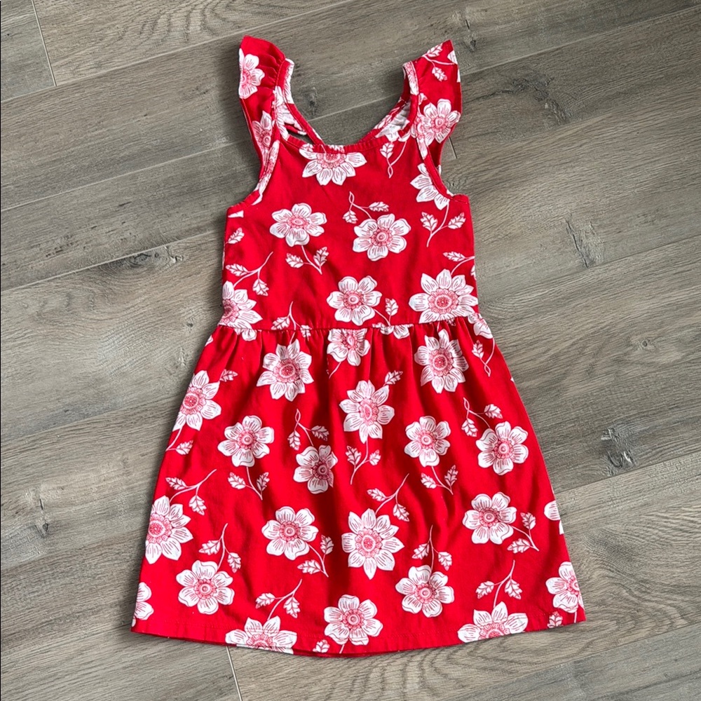 Red and White Casual Dress with Elegant Design